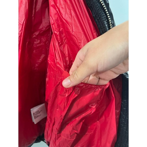 Michael Kors women's Black with red lining puffer Jacket size Small - Picture 5 of 8